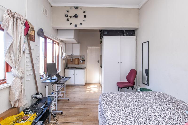 1 Bedroom Property for Sale in Muizenberg Western Cape